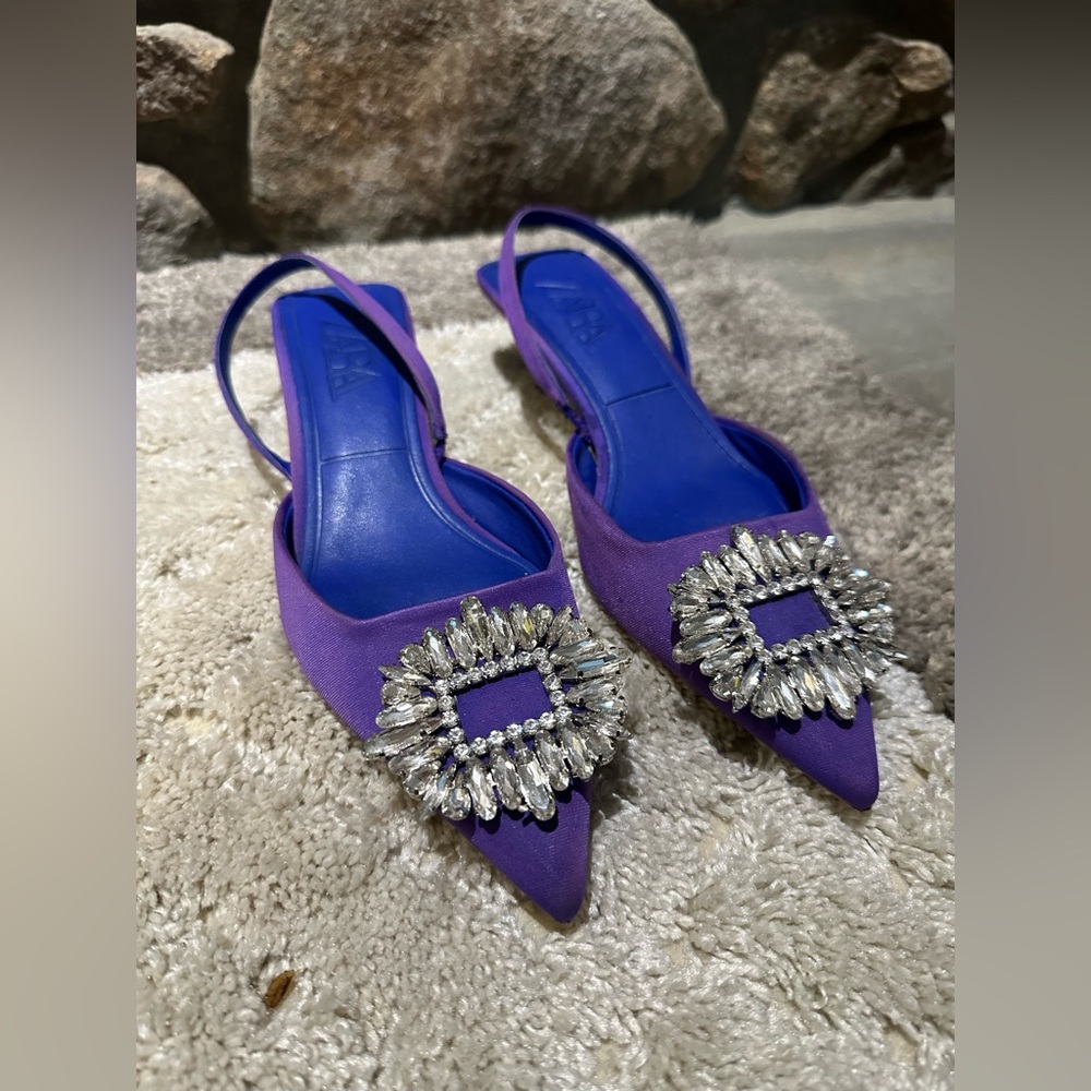 Zara shimmery slingback heels. Size 6. Blogger fav